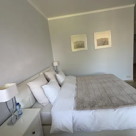 Apartment Spacious Knokke-Heist